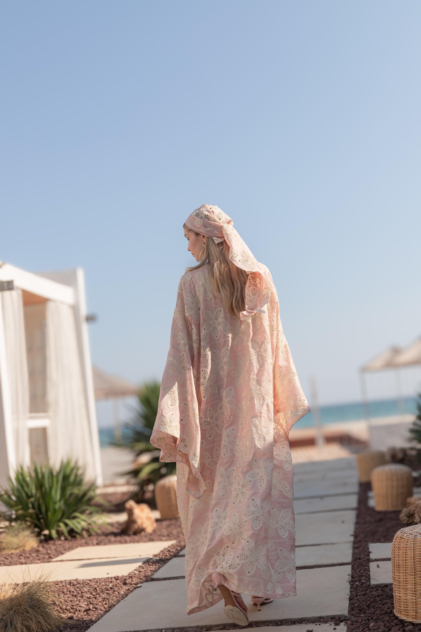 Kroşe Çiçekli İpek Fisto Pembe Kimono