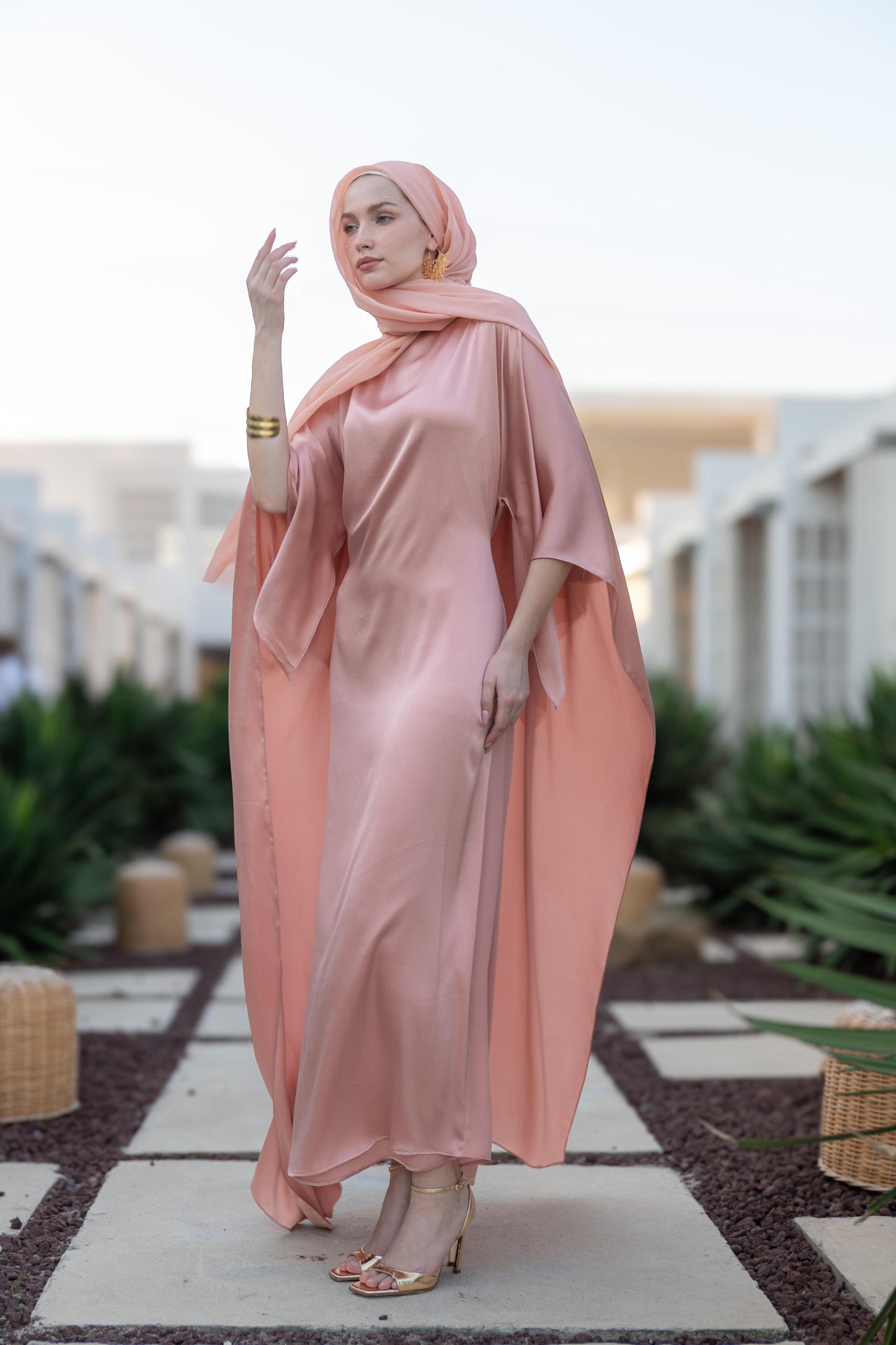 100% İpek Pelerin Abiye Peach