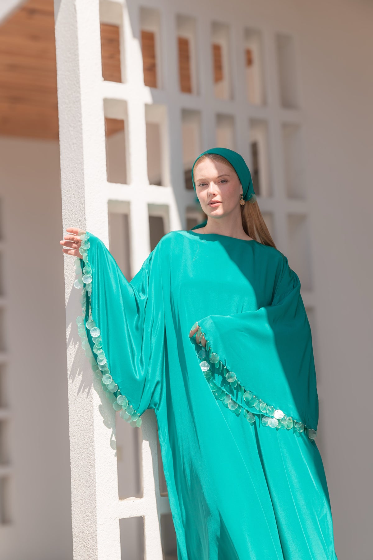RÊVERIE |El İşlemeli İpekli Cupra Kaftan Elbise Tropical Jade