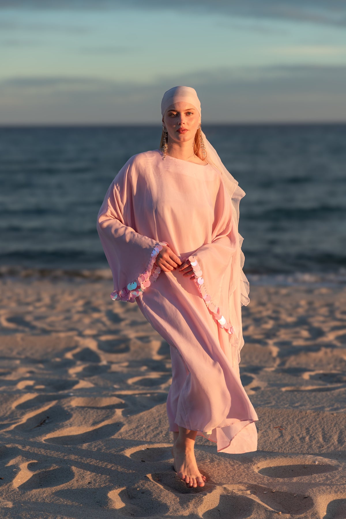 RÊVERIE | El İşlemeli İpekli Cupra Kaftan Elbise Pink Dreams