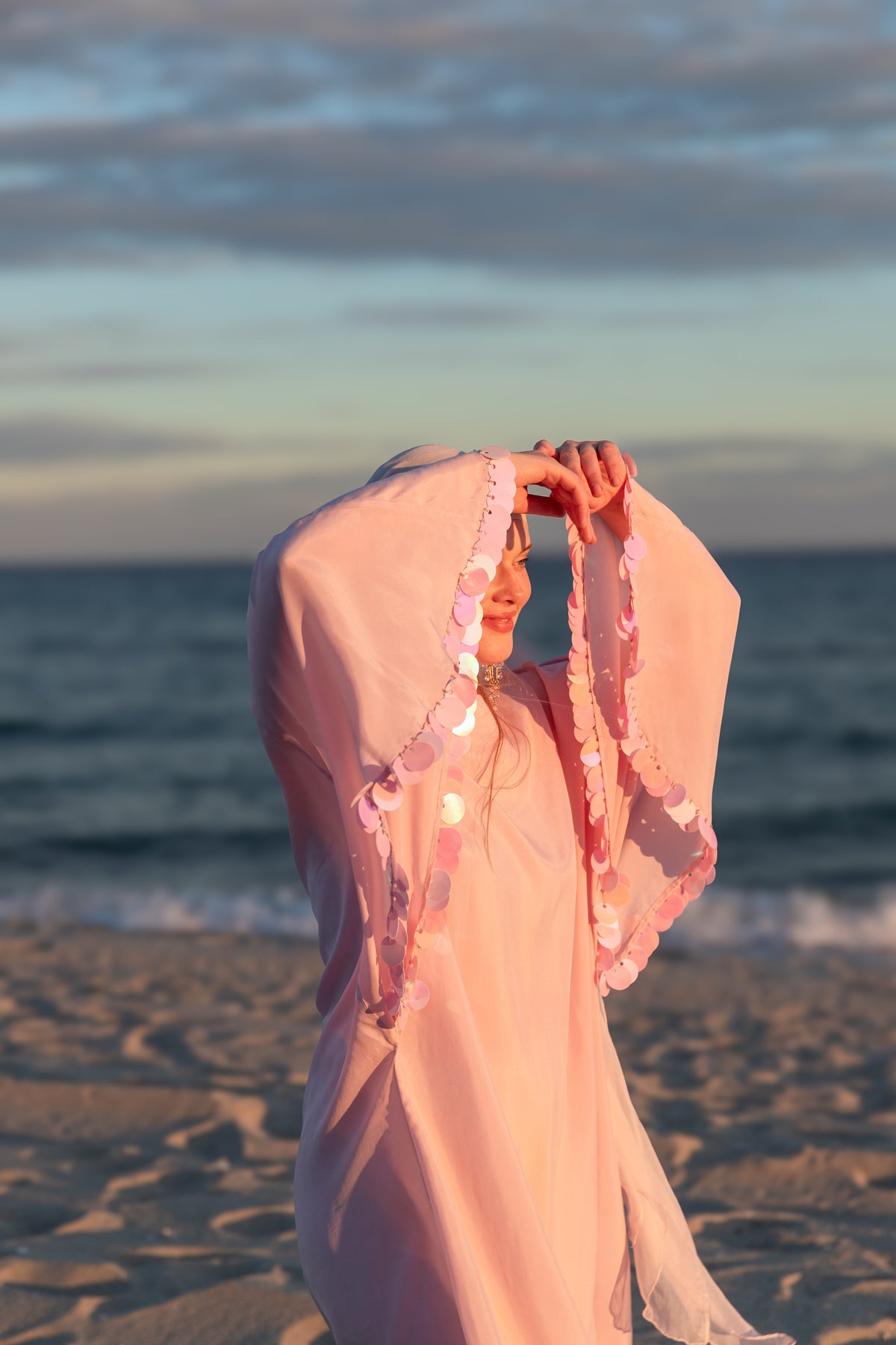RÊVERIE | El İşlemeli İpekli Cupra Kaftan Elbise Pink Dreams