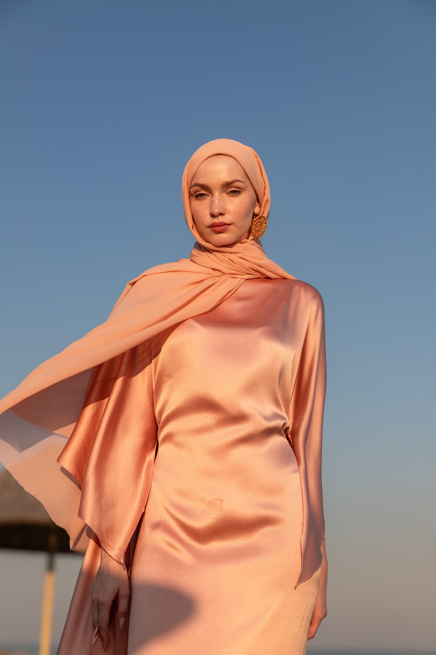 100% İpek Pelerin Abiye Peach